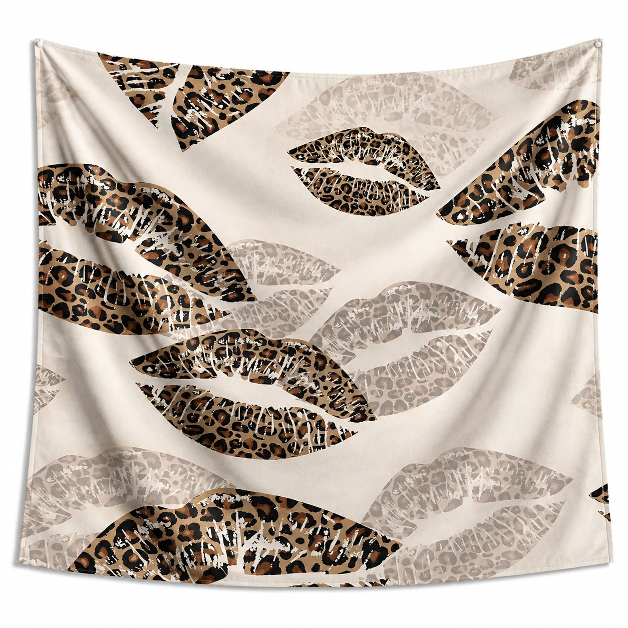 Wandteppich 150 x 150 cm aus Textil in Beige Braun mit Lippen und Leopardenmuster